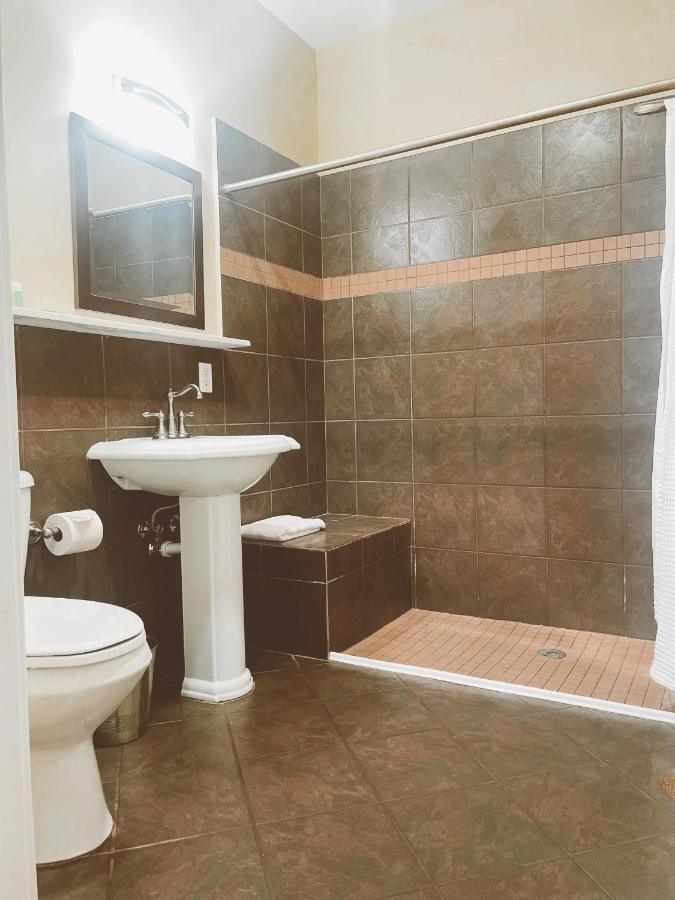 Pacific Blue Inn Санта Круз Екстериор снимка
